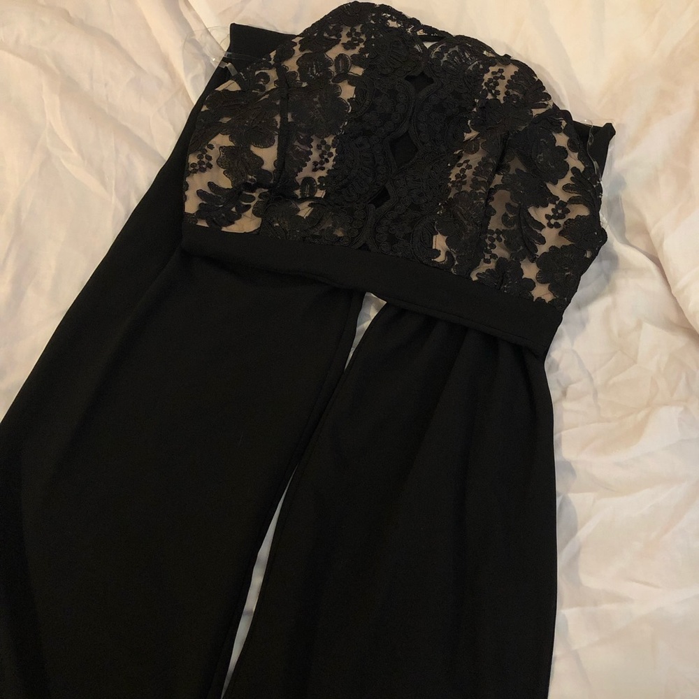 💔SOLD💔 Black lace Jumpsuit